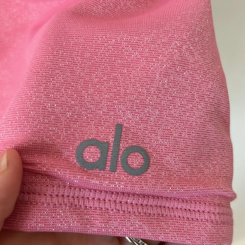 Alo Yoga Women’s Bubblegum Pink Iridescent Biker Athletic Shorts Medium